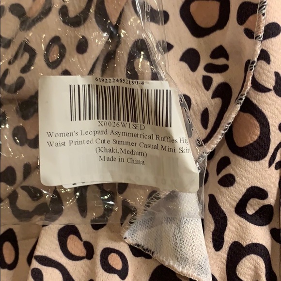Leopard Asymmetrical Ruffles High Waist Mini Skirt - Picture 4 of 4